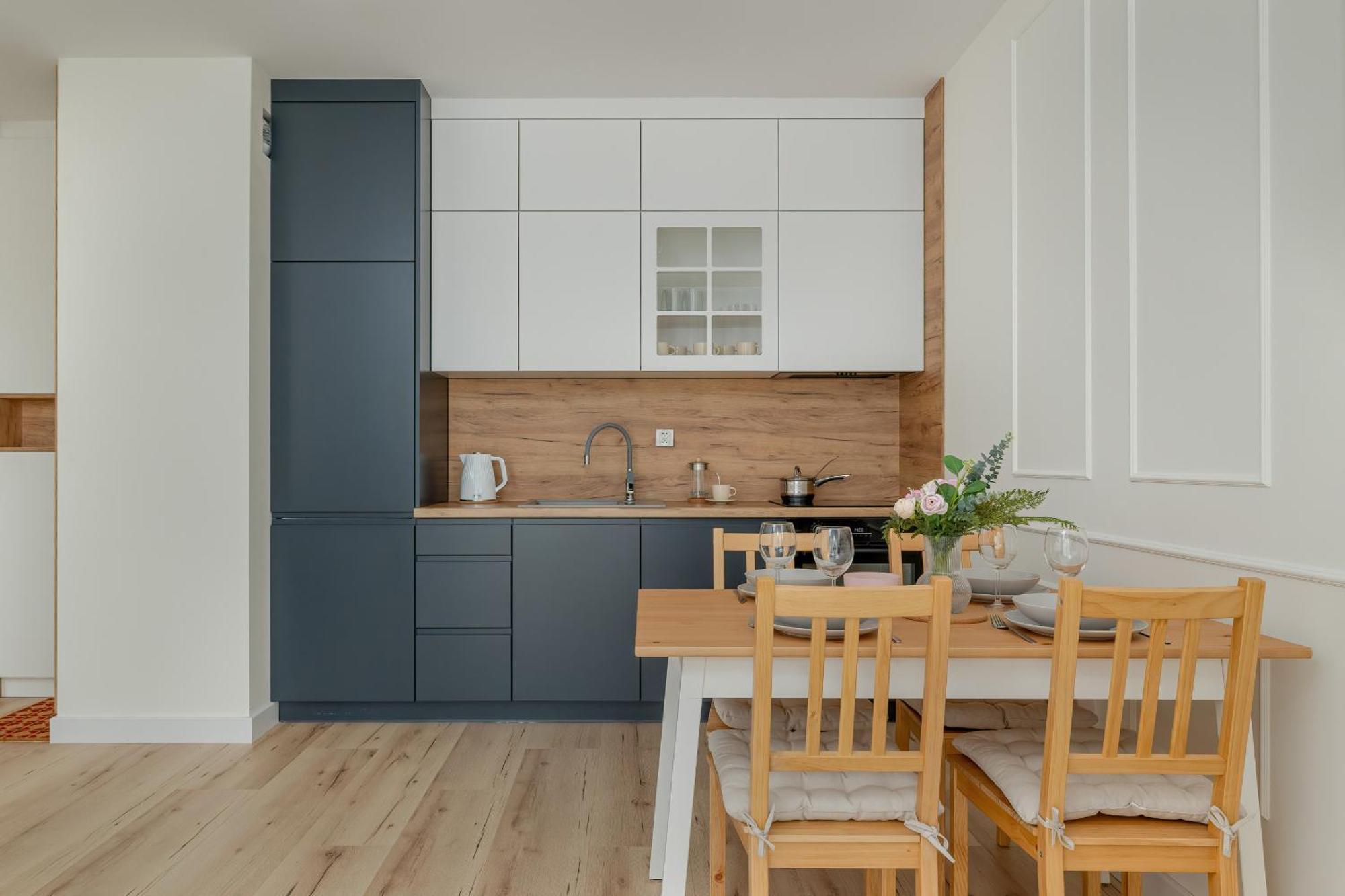 Cozy Apartment Orawska With Balcony By Noclegi Renters Krakau Buitenkant foto