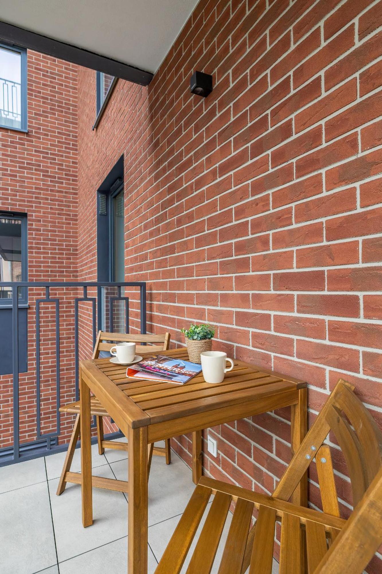 Cozy Apartment Orawska With Balcony By Noclegi Renters Krakau Buitenkant foto